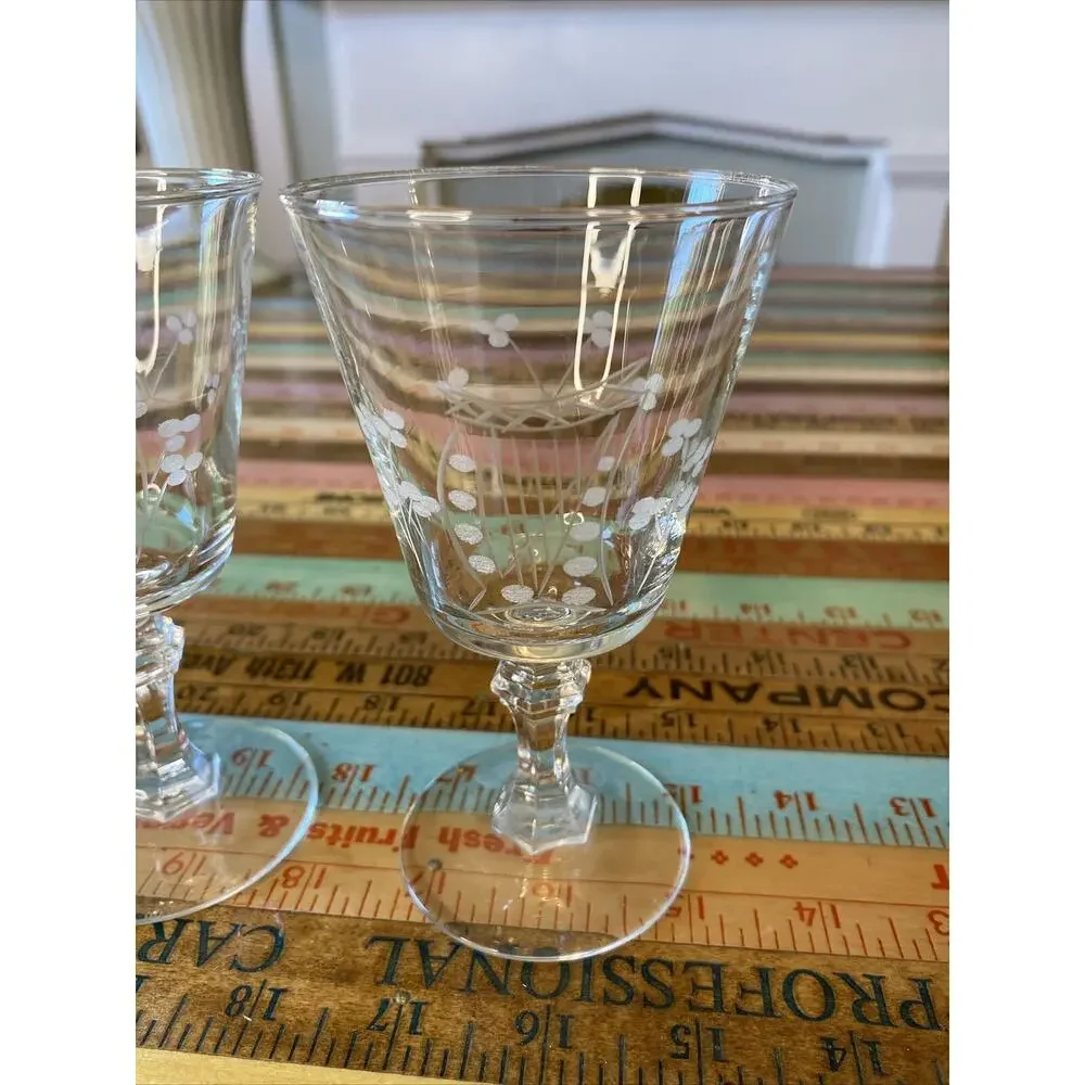 Vintage Etched Harp Design Crystal Wine Glass Stemmed Set of 2 Mid Century 5